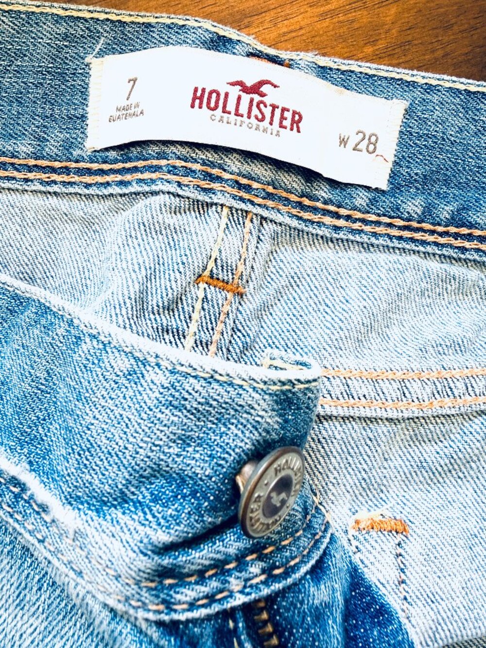Super cute Hollister low-rise fit, light-to-medium wash denim shorts- KAWAII <3 - Picture 2 of 5